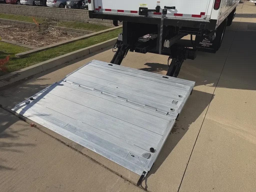 Used 2024 ISUZU Cabover Truck - COE, Contractor Truck, Box Truck - Straight Truck - FTR For Sale image 6