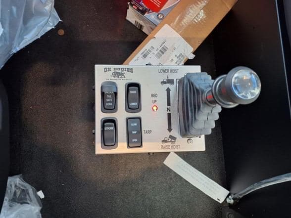 2026 Kenworth T880 image 19