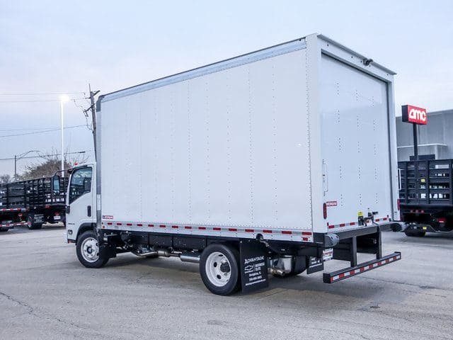 2025 Chevrolet 5500 XG LCF Gas Work Truck 16'x102"x97" Box image 5