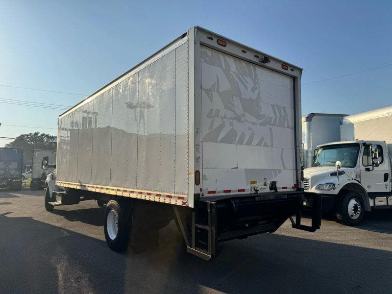 2019 Ford F-750 image 5