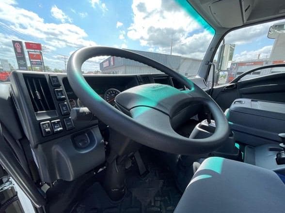 2025 Isuzu FTR image 16