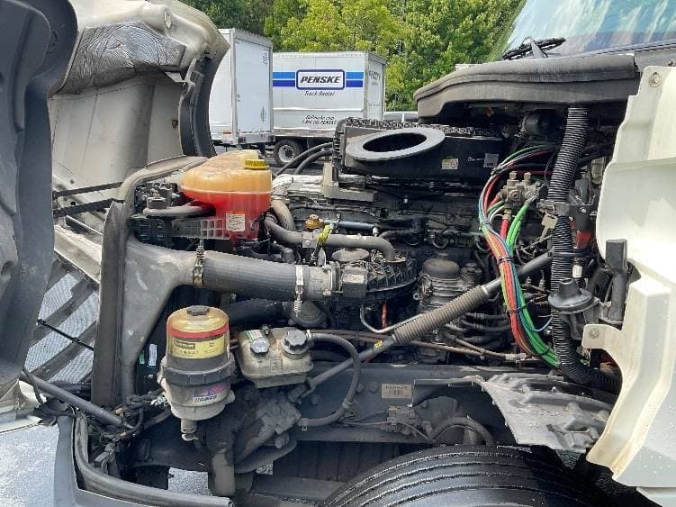 2018 Freightliner Cascadia image 4