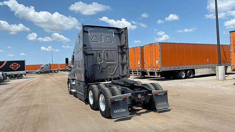 2024 Freightliner Cascadia 126 image 7