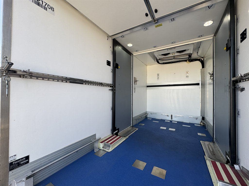 2023 Ford Transit T-350 image 27