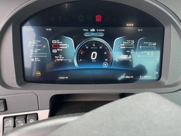 2025 Kenworth T880 image 8