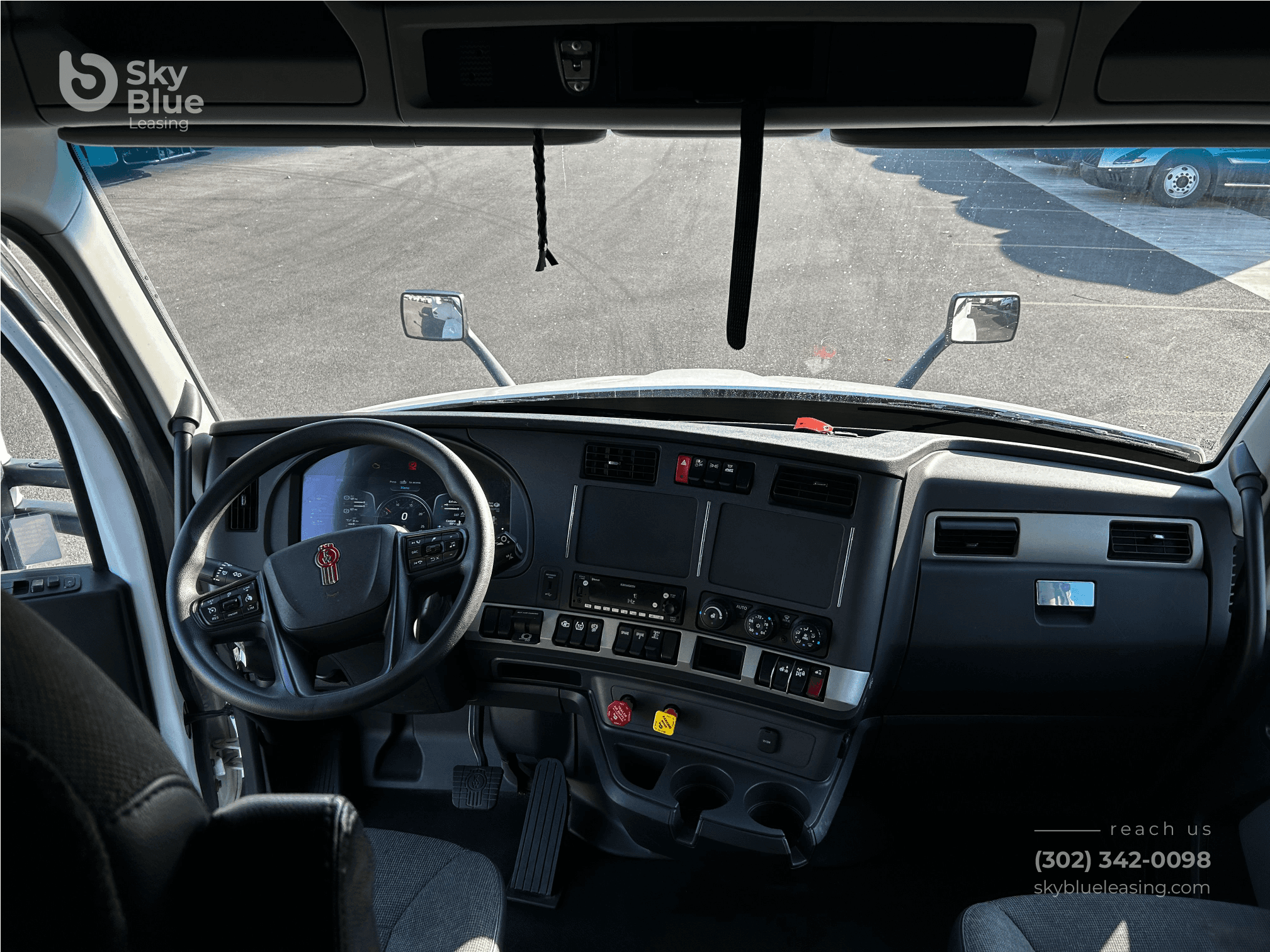 2024 Kenworth T680 image 10