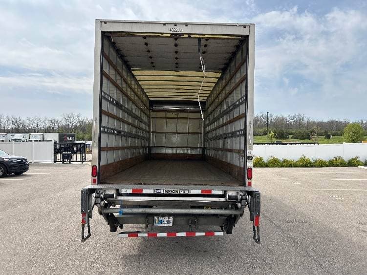 2022 International MV607 Box Truck - 220HP, 6 Speed Automatic, Roll up Door image 8