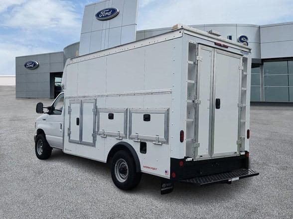 2026 Ford E350 SD image 2