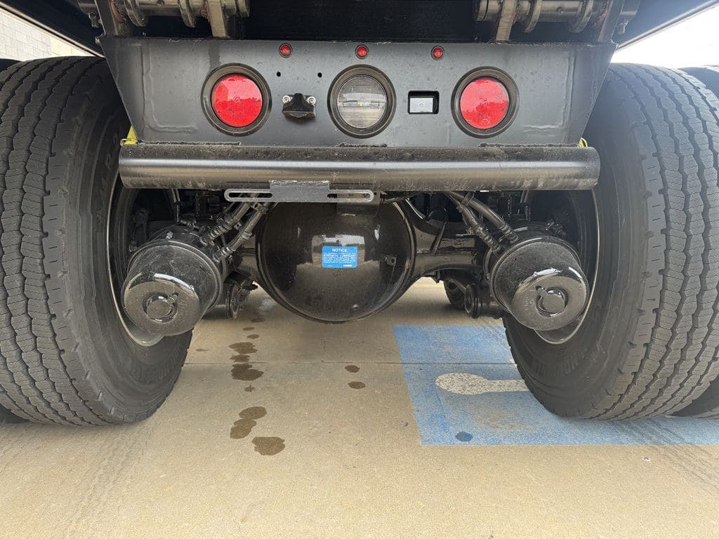 New 2026 KENWORTH T880 image 25