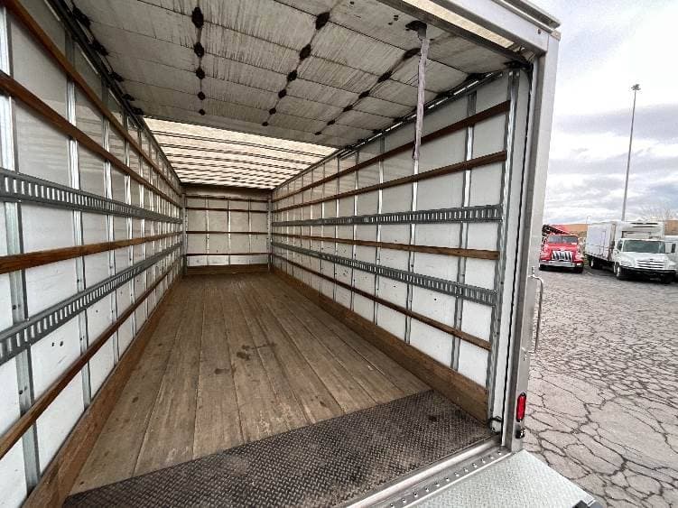 2022 International MV607 Box Truck - 220HP, 6 Speed Automatic, Roll up Door image 12
