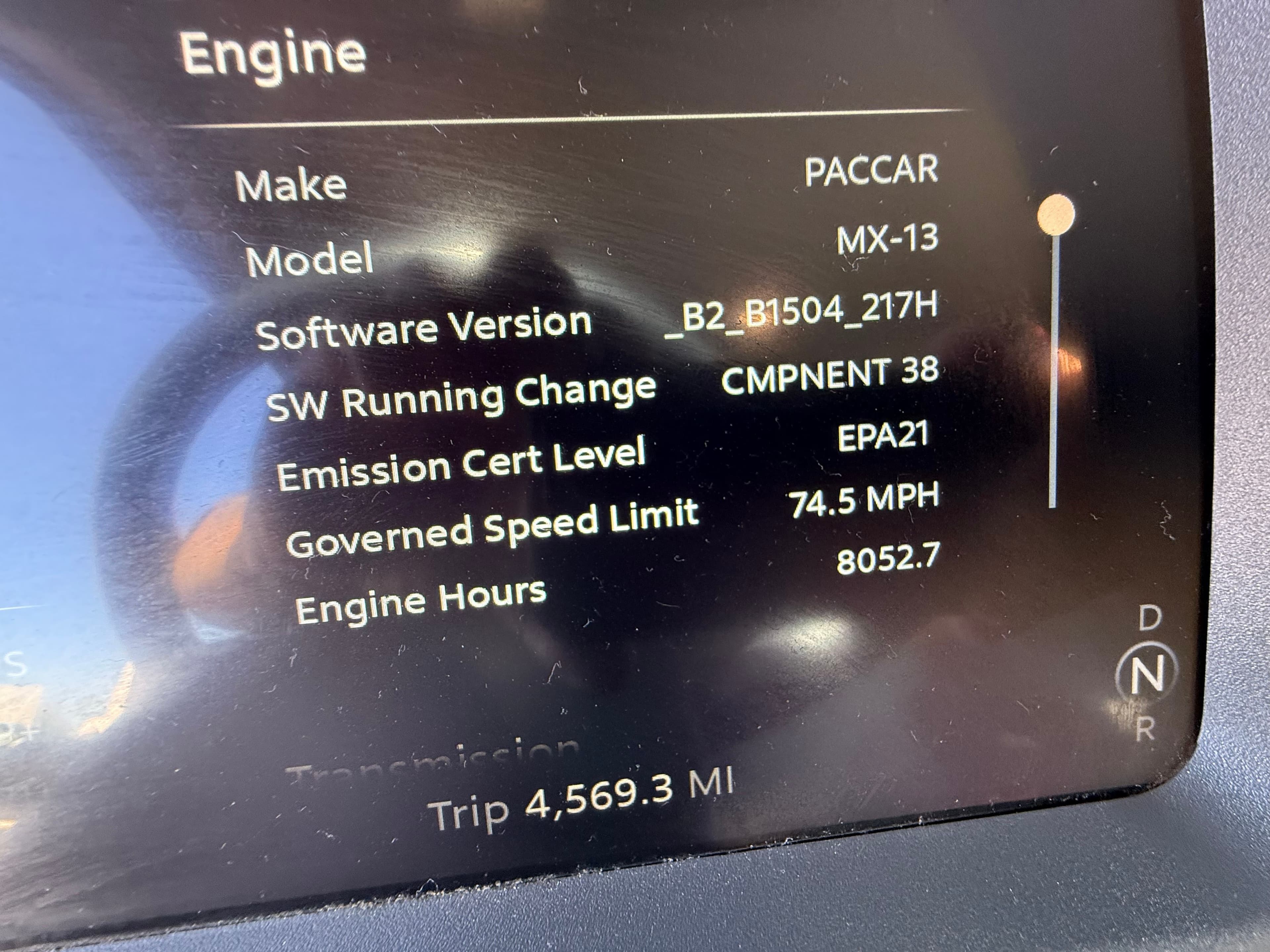 2023 Peterbilt 579 image 11