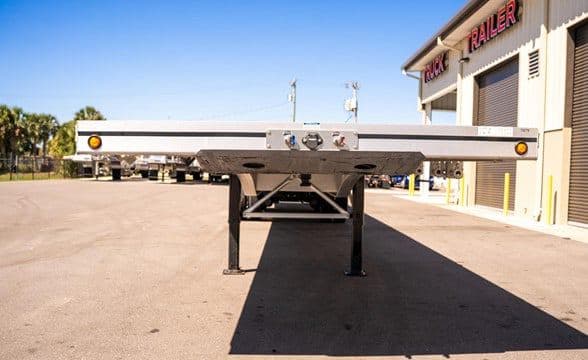 2025 Mac Trailer Mfg 1650 Cft image 9