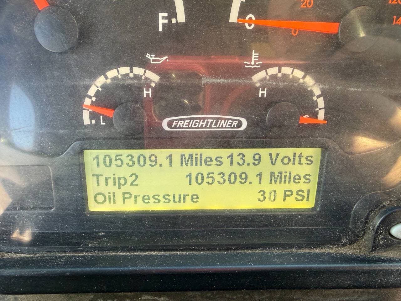 2021 Freightliner MT45 image 9