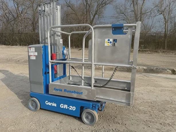 2016 GENIE GR20 image 8