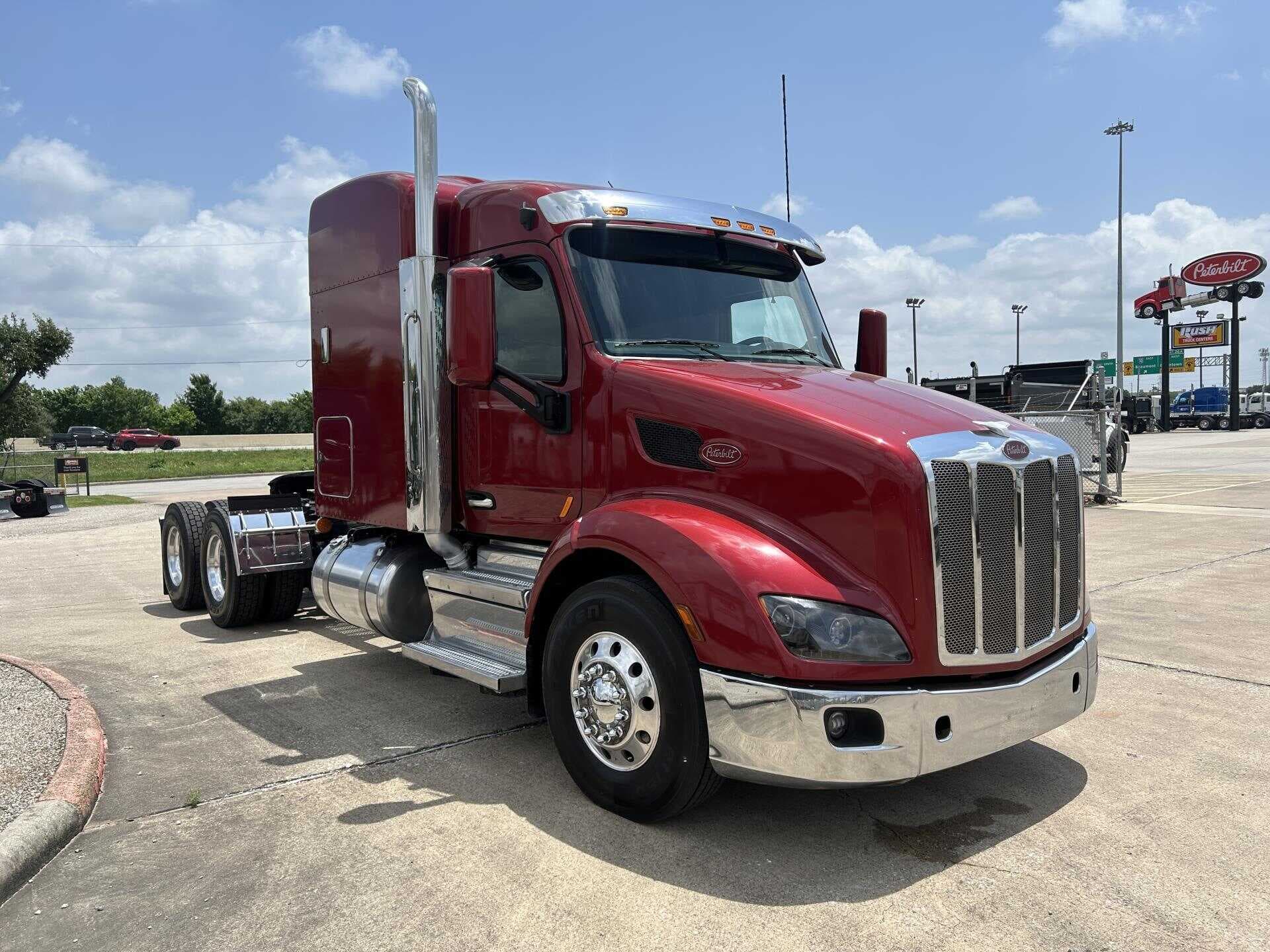 Used 2020 PETERBILT 579 Conventional - Sleeper Truck in Houston, TX image 8