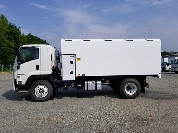 2025 Isuzu FTR image 2