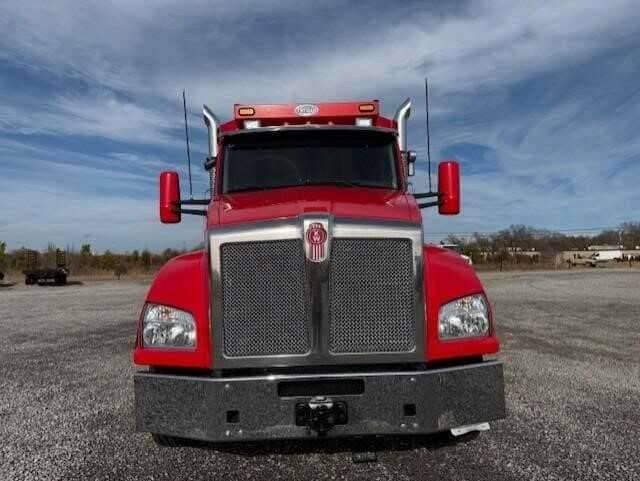 2022 Kenworth T880 image 5