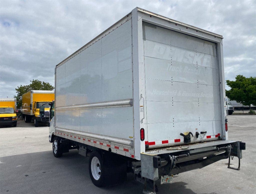 2020 Isuzu NPR EFI image 4