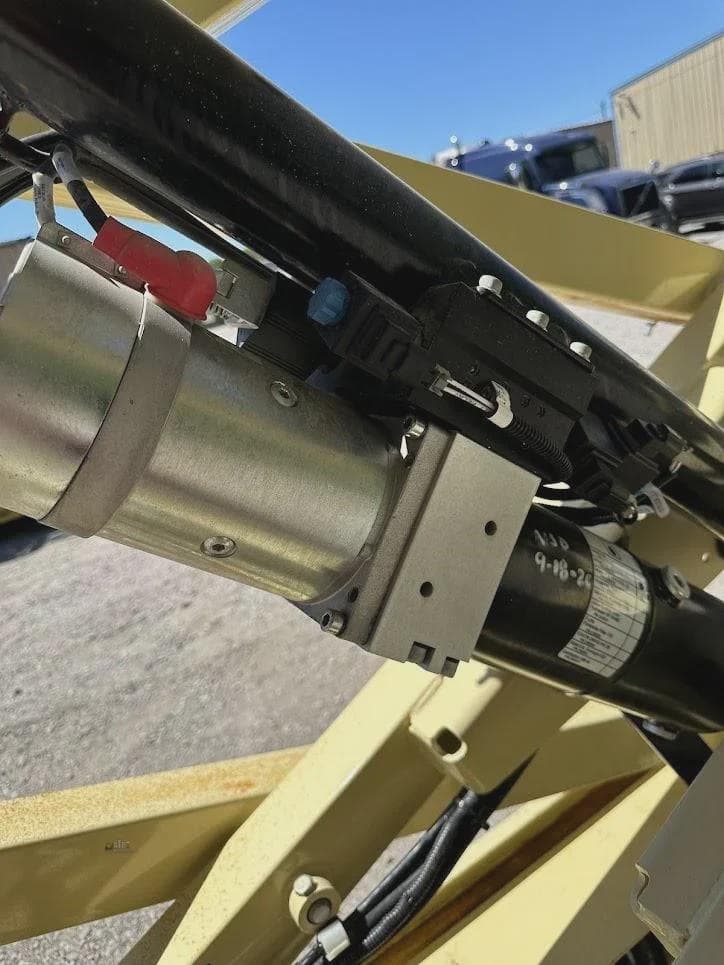 2014 JLG 1930ES image 7