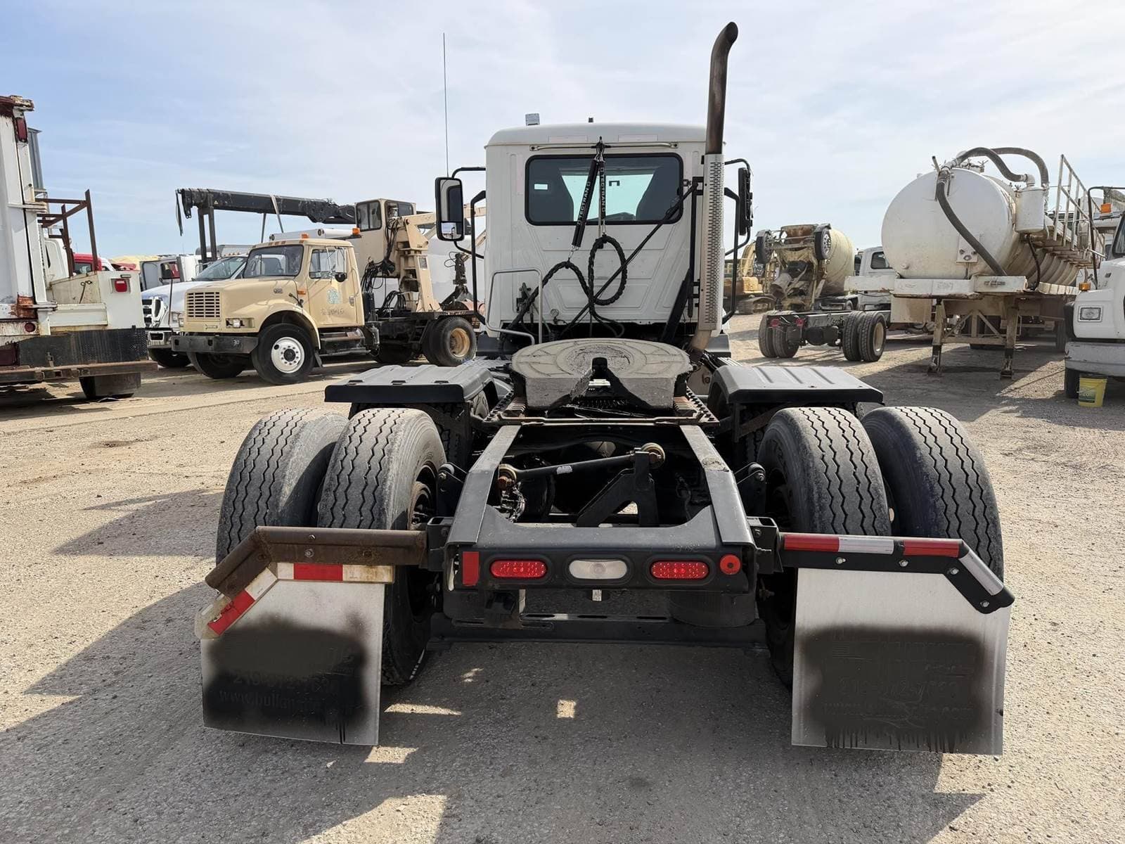 2019 Mack Anthem 64T Day Cab Truck - MP7 425HP, 12 Speed M Drive Amt image 6
