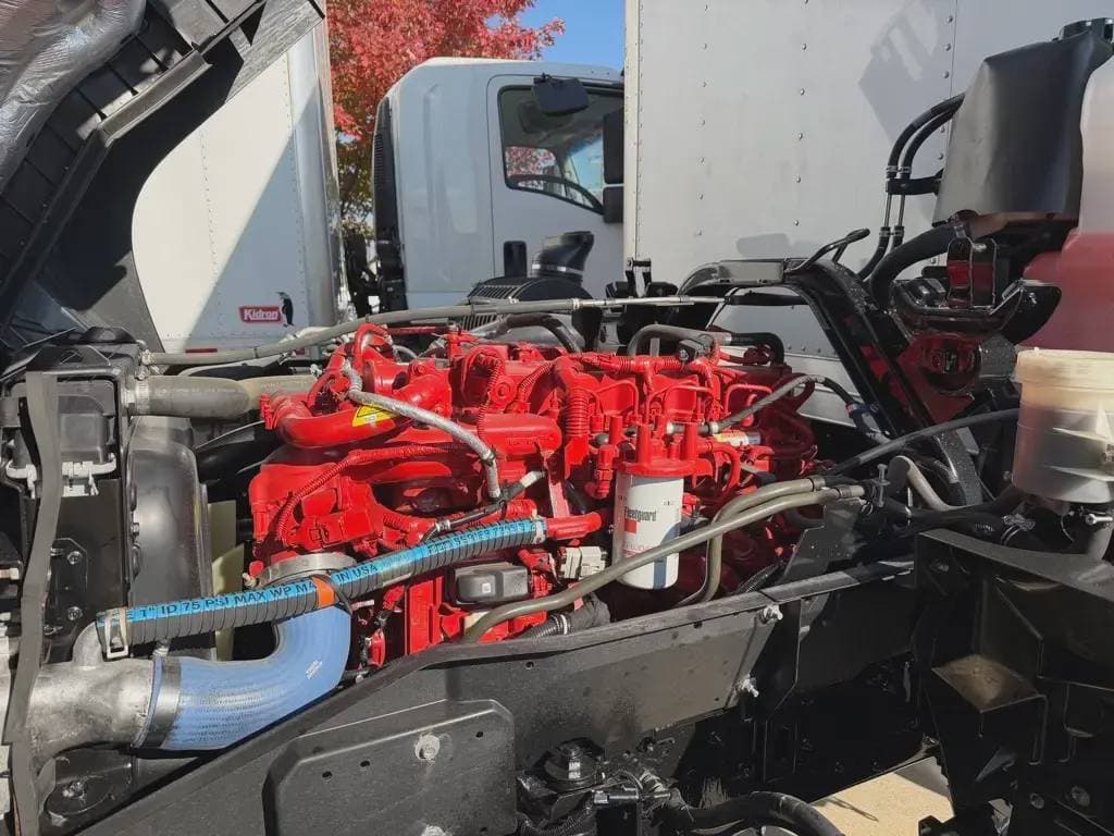 Used 2024 ISUZU Cabover Truck - COE, Contractor Truck, Box Truck - Straight Truck - FTR For Sale image 11