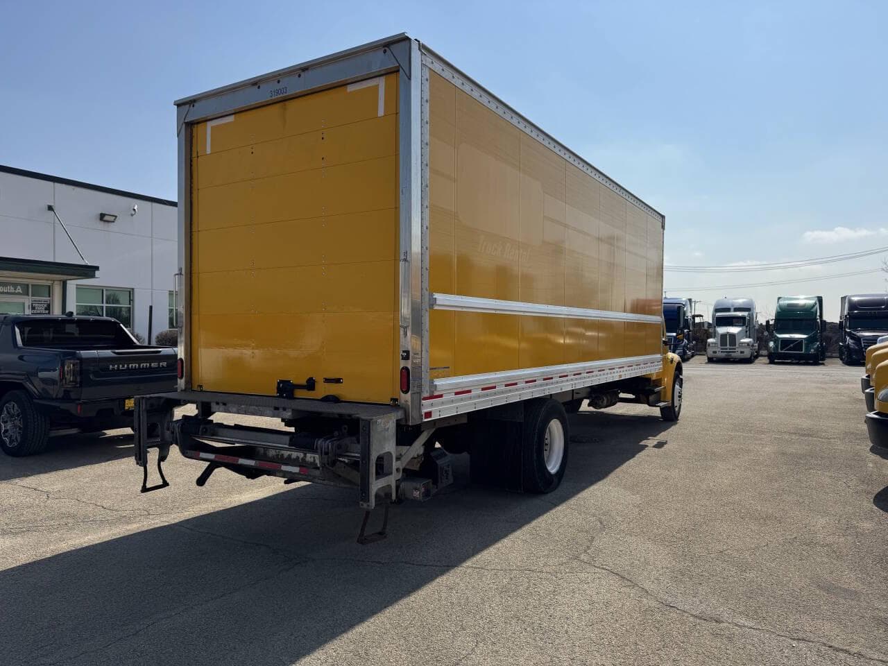 2019 Freightliner M2 106 image 6