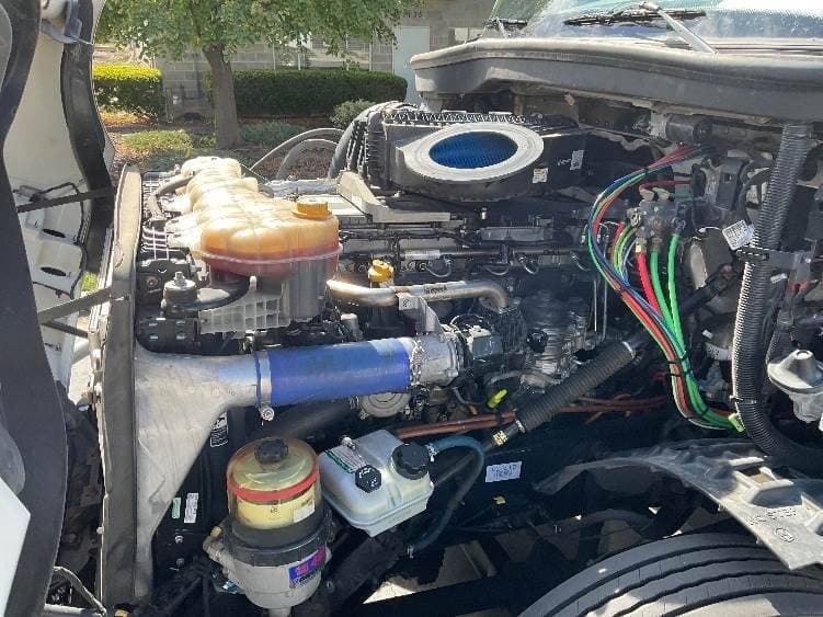 2021 Freightliner Cascadia image 12