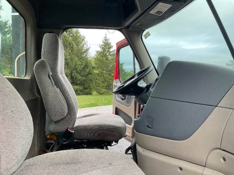 2018 Freightliner Cascadia image 5