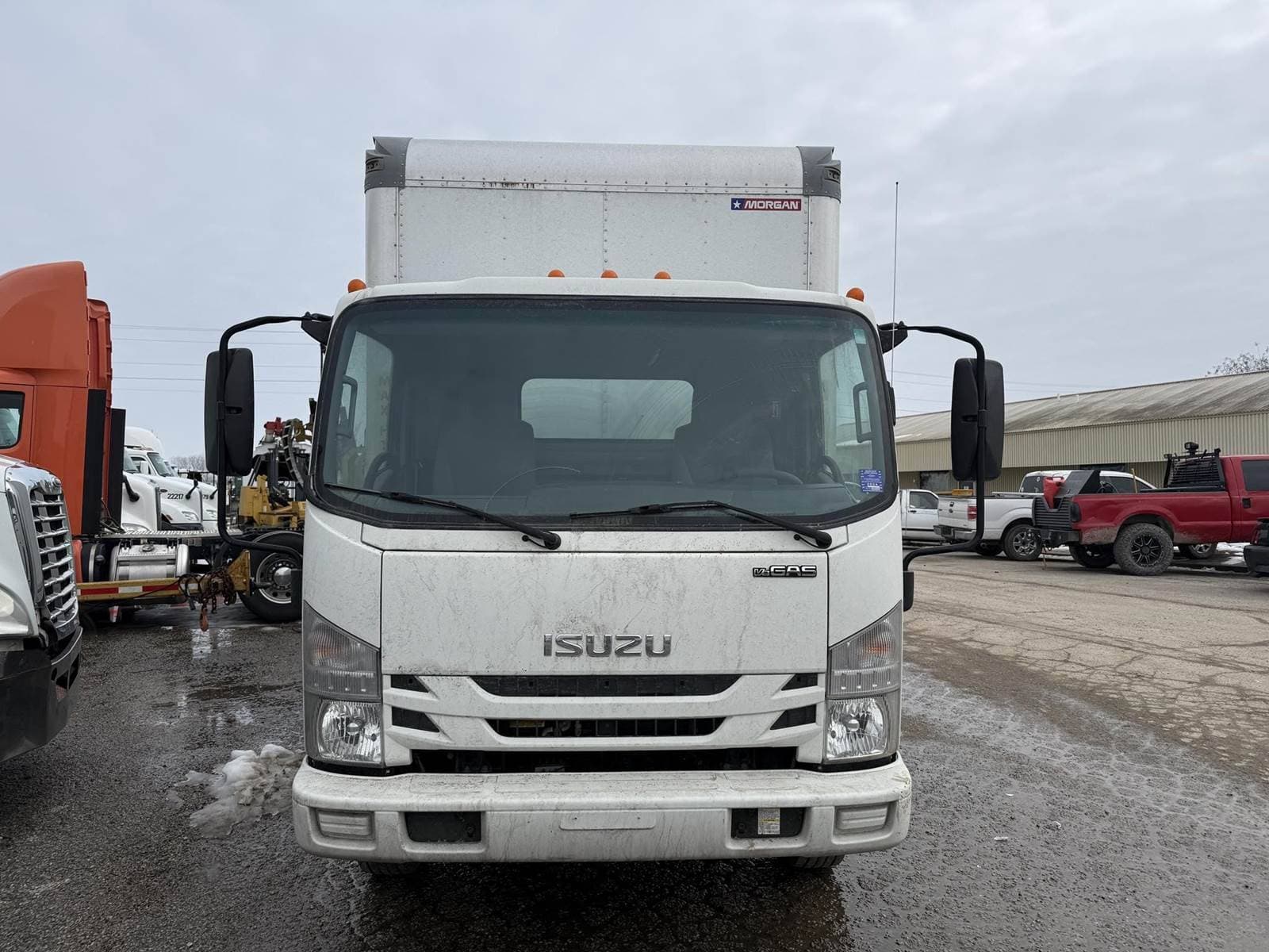 2019 Isuzu NPR/NPR-HD image 5