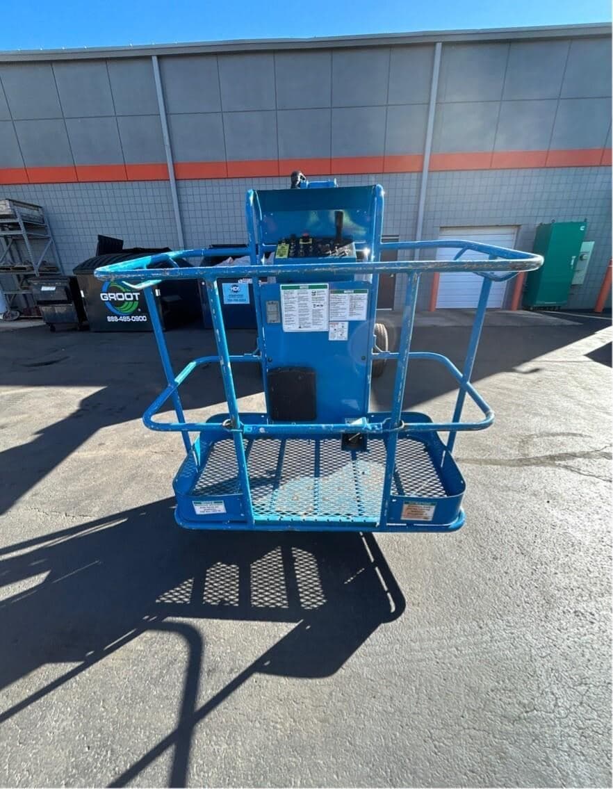 2011 GENIE Z34/22BI PL8190 image 10