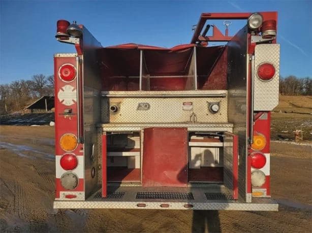 1994 HME 1871 SFO image 11