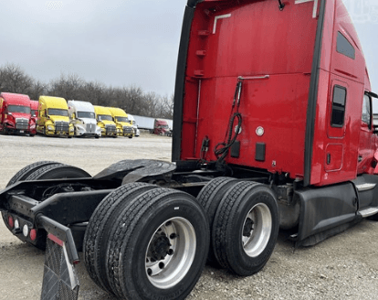 2020 Kenworth T680 image 4