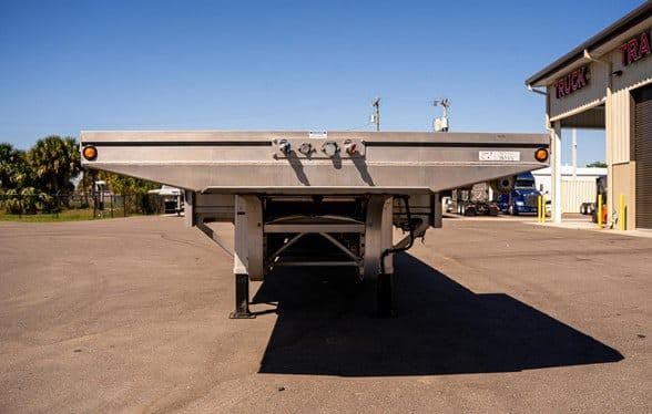 2026 Mac Trailer Mfg 1650 Cft image 8