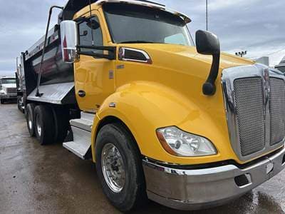 2019 Kenworth T680 image 2