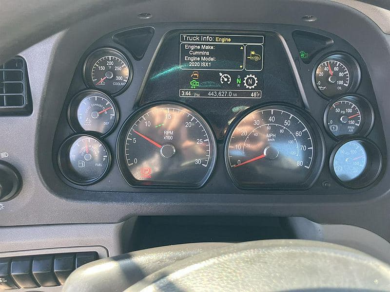 2021 Peterbilt 579 image 12