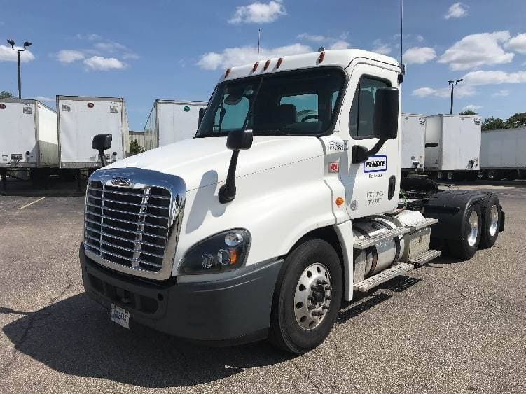 2018 Freightliner Cascadia image 11