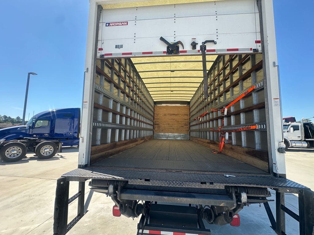 Used 2022 KENWORTH T270 image 7