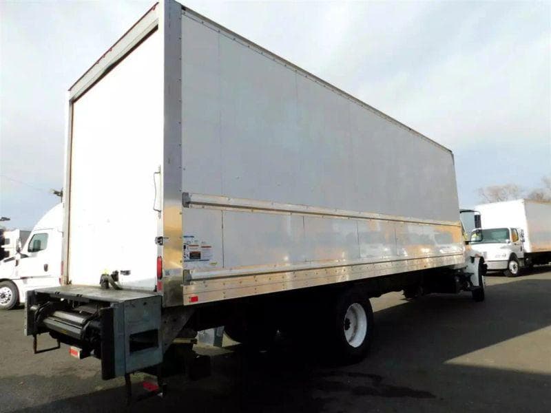 2018 International 4300 image 5