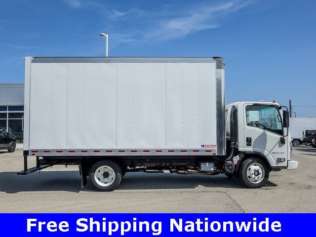 2025 Chevrolet 5500 XG LCF Gas Work Truck 16'x102"x91" Box Truck image 2