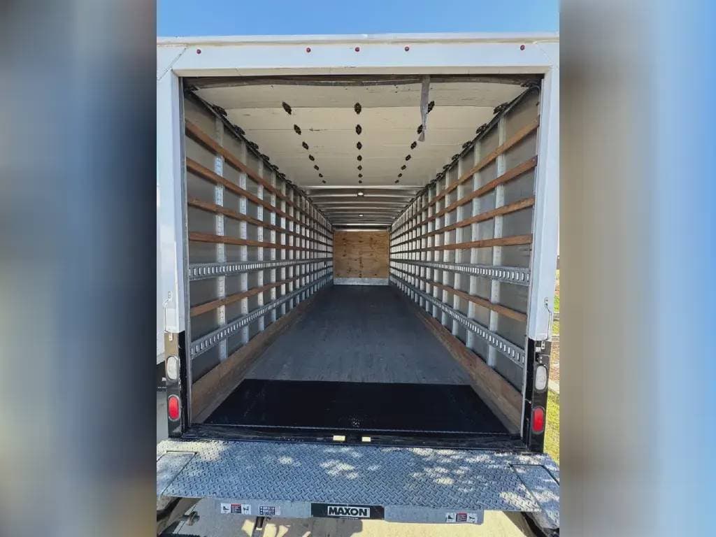 Used 2022 FREIGHTLINER Box Truck - Straight Truck, Moving Van, Expeditor-Hotshot BUSINESS CLASS M2 106 For Sale image 12