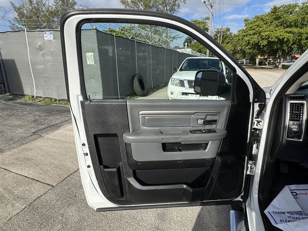 2016 Ram 3500 Tradesman image 47