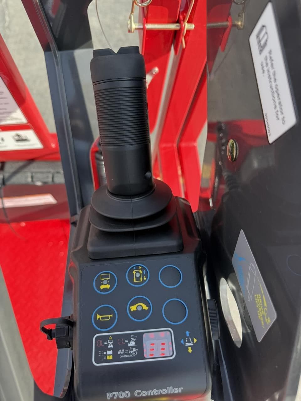 2025 MEC 3232SE AC image 17