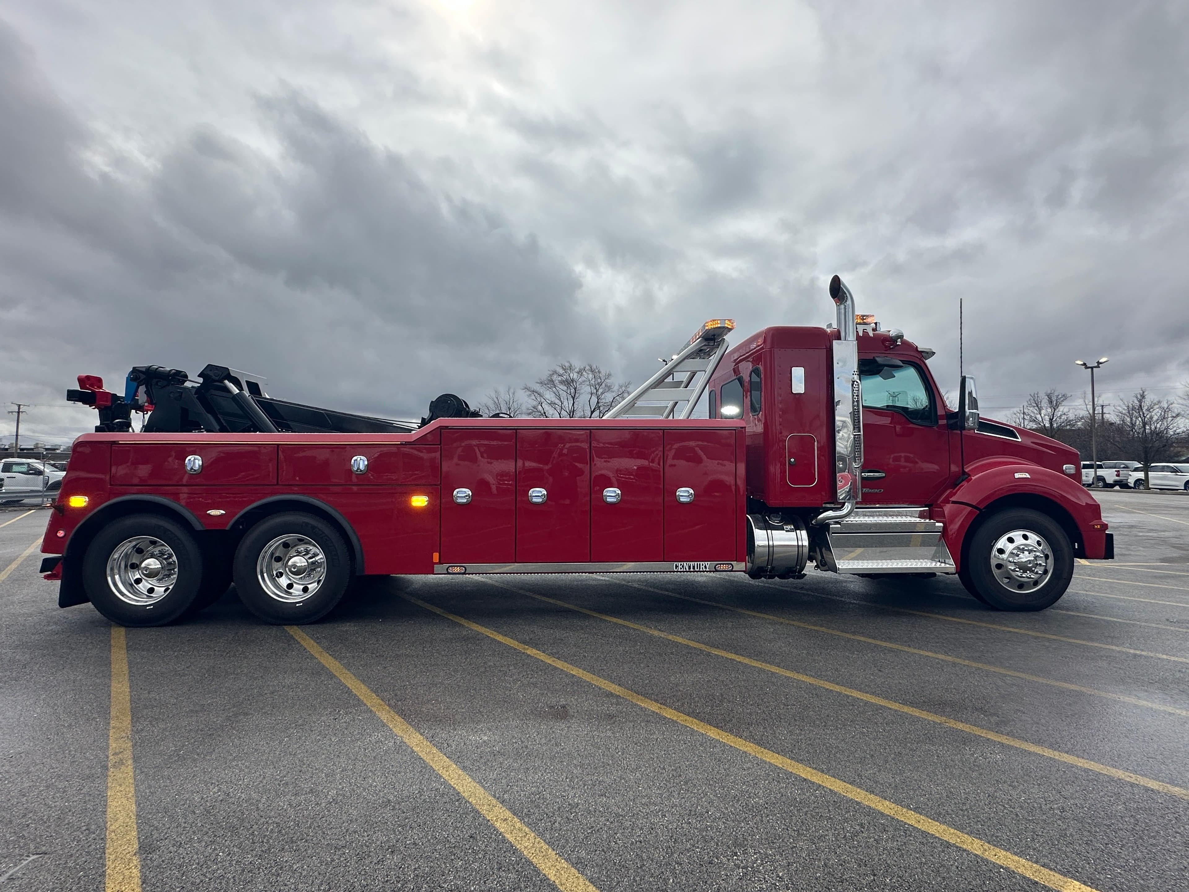 2025 Kenworth T880 with a Century 5130 image 6