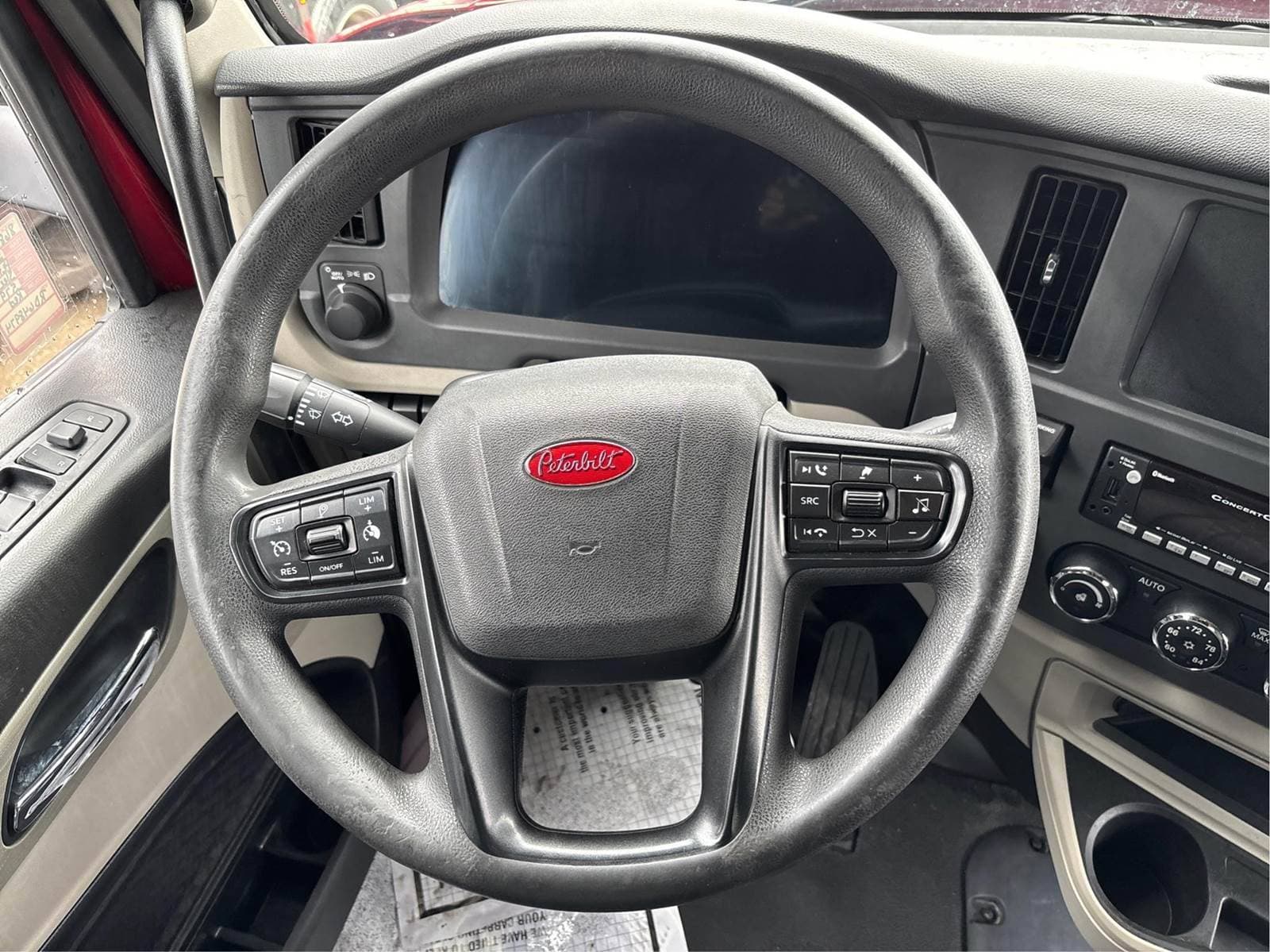 2024 Peterbilt 579 image 7