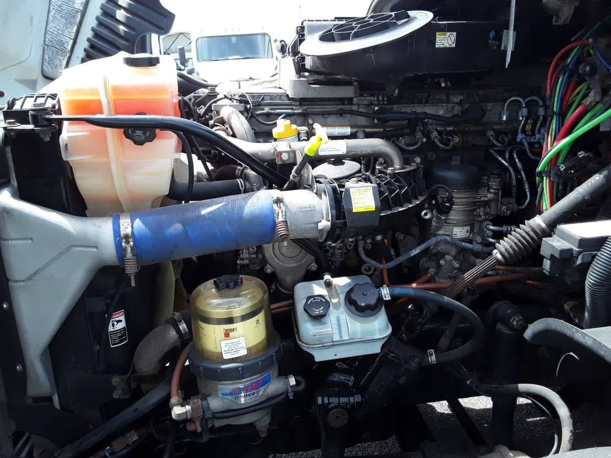 Used 2019 FREIGHTLINER Conventional - Day Cab - CASCADIA 125 For Sale image 8