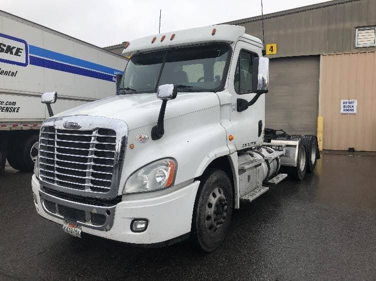 2018 Freightliner Cascadia image 11