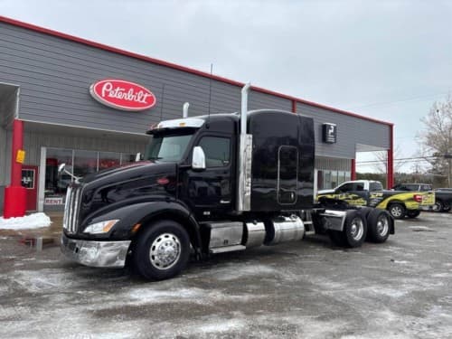 2023 Peterbilt 579