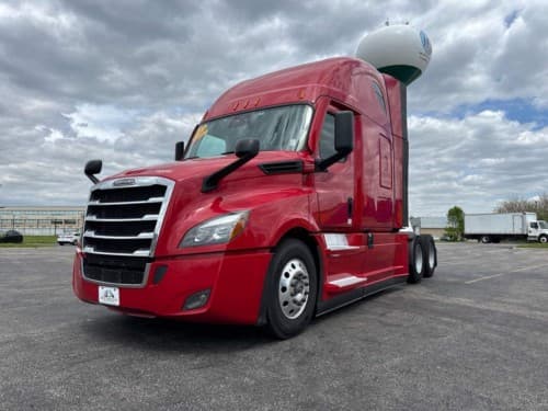 2023 Freightliner Cascadia 126