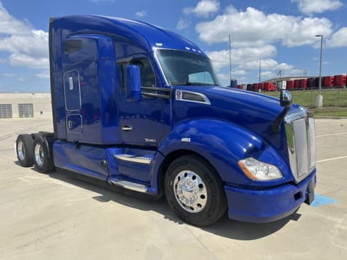 Used 2022 KENWORTH T680