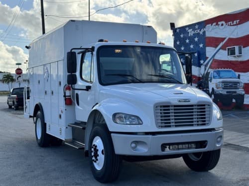 2014 Freightliner M2 106